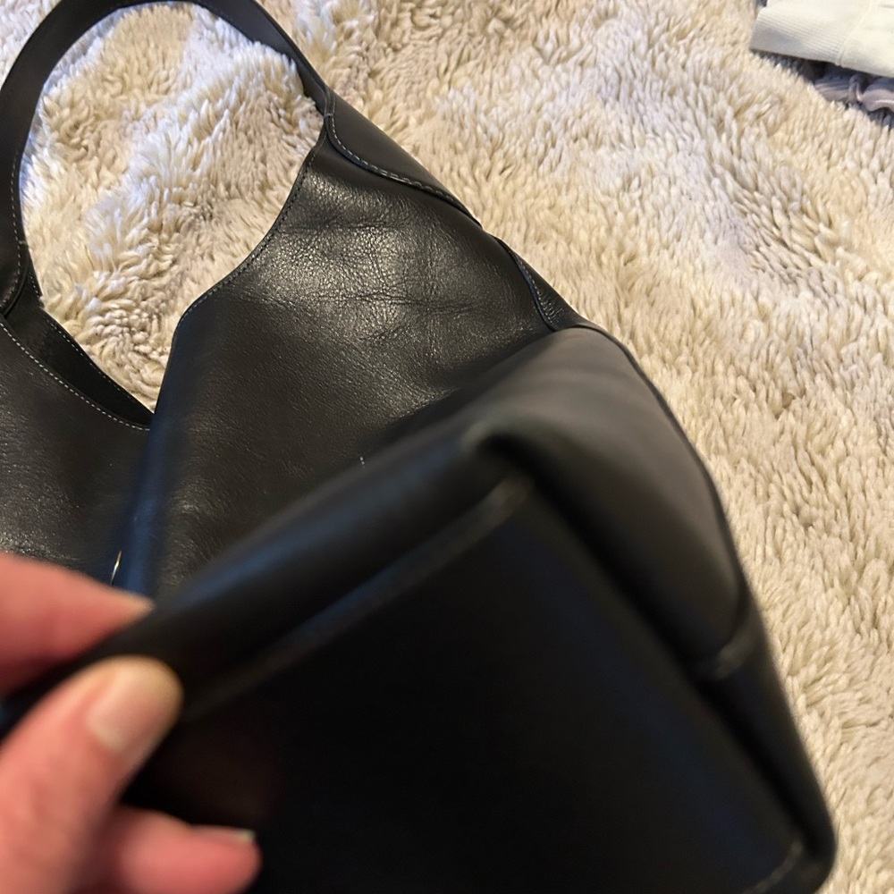 Coach Brooklyn 39 Shoulder Bag in Black Gently Used - Picture 7 of 16